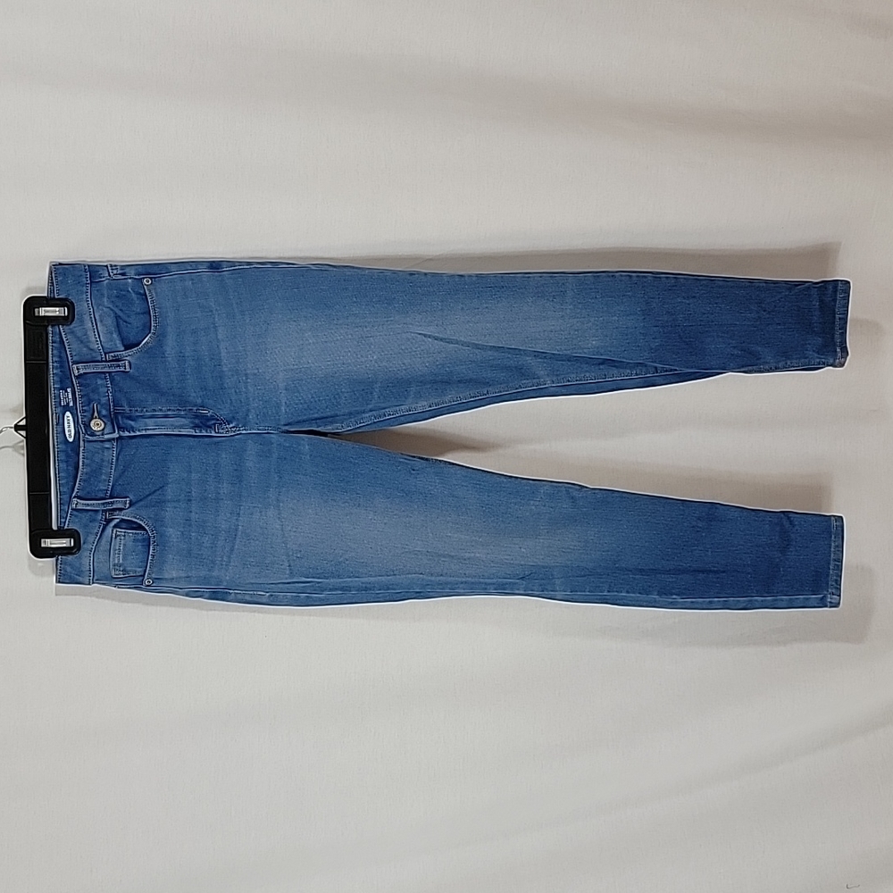 Old Navy RockStar Super Skinny High Rise Jean